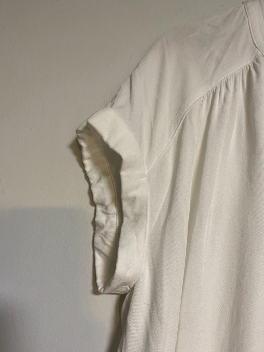 ROSE + OLIVE White Short Sleeve Blouse – Women’s Medium - Picture 9 of 9